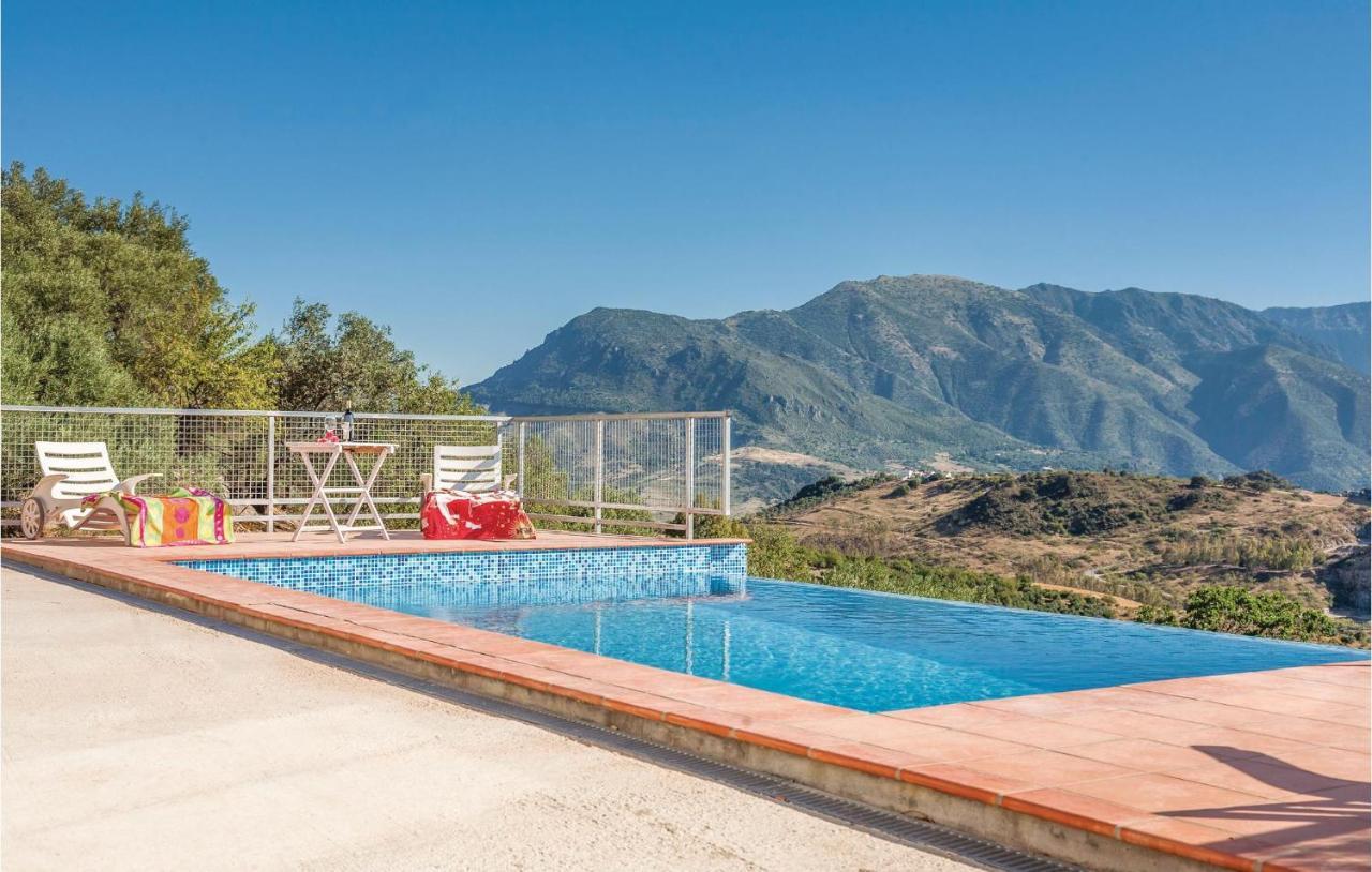 Awesome Home In Cadiz With Swimming Pool Ел Гастор Екстериор снимка